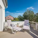 Apartment K&l Vir